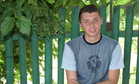"Малый, тебе хана": в Орепах ледь не вбили 18-літнього Антона Ничипорука
