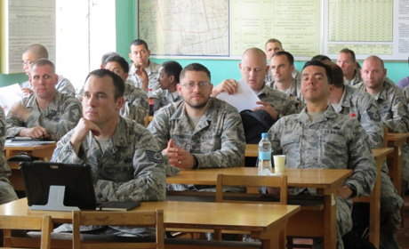 Старокостянтинівські авіатори і американські колеги готуються до навчань «Чисте небо-2018»