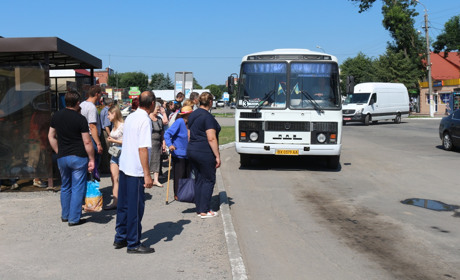 Чому міські автобуси зійшли з маршруту?