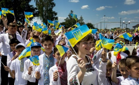 Як держава захищає українську мову