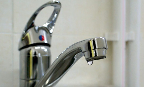 Водоканал Новограда погрожує відключити воду в місті, якщо користувачі не погасять борги