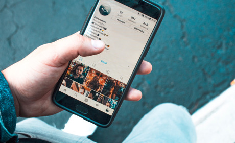 Звезды Instagram: блогеры из Волновахи, на которых стоит подписаться