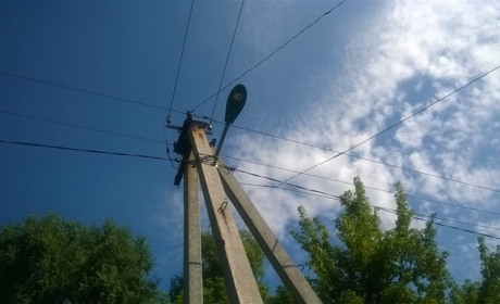 В Новоивановке установили новые уличные фонари: стало известно, почему они не светят