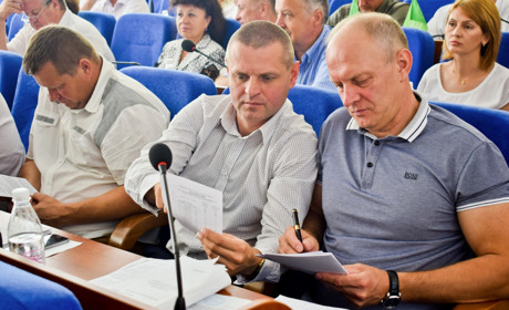 Плутанина з податками у Новограді: депутат заявив про підробку рішення міської ради