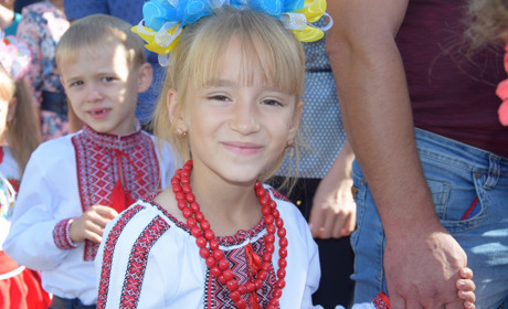 Перший дзвоник для школярів із села Привілля