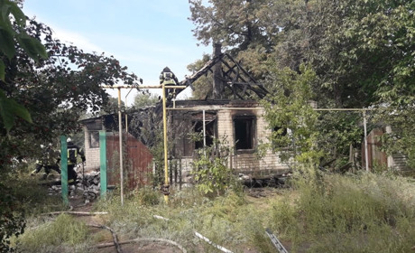 Горел дом в Попасной 