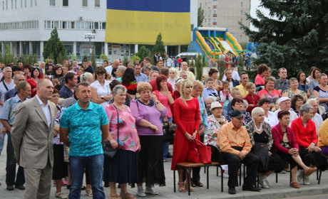 Попасная отметила 80-летний юбилей: яркие фото 
