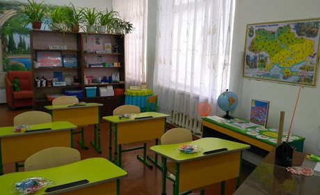 Першокласники Нижніх Сірогозів навчаються у нових класах: як це виглядає (ФОТО)