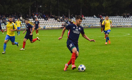 Чемпіонські амбіції: "Звягель" удома громить конкурента у боротьбі за перше місце