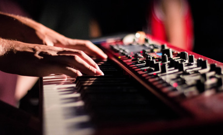 Известны звездные гости фестиваля “З країни в Україну” в Торецке