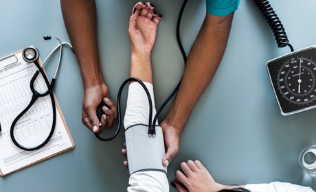 Третина старокостянтинівців не обрала сімейного лікаря. Що з ними буде