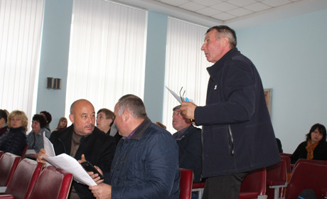 Депутати Барської міської ради вирішували долю дитячих гуртків
