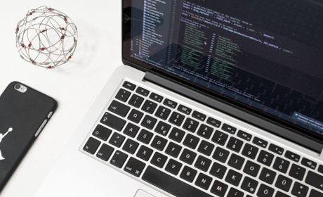 Отримати IT-професію та працювати у Конотопі. Триває набір на курси з веб-розробки