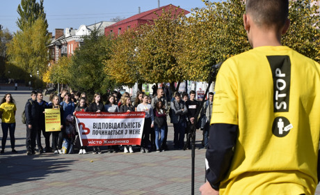 «Мої батьки змушують мене жебракувати»: жмеринська молодь знає протидію