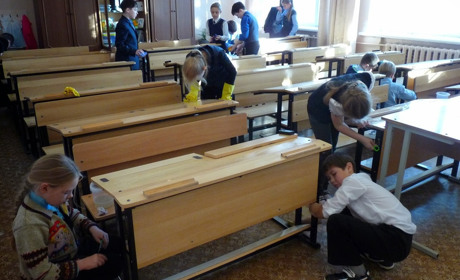 Чи повинні діти чергувати у школах