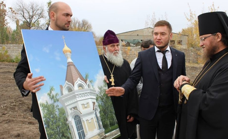 В Камышевахе освятили храм, а в Попасной планируют построить новый