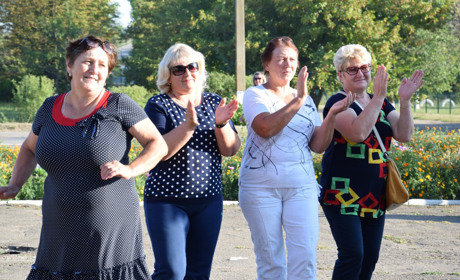 Як пройшов перший день села в Тополях