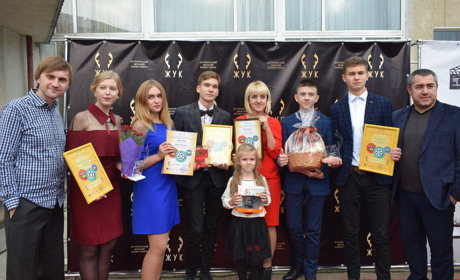 Майже як у Голлівуді: у Новограді відбулася церемонія нагородження кінофестивалю "Жук"