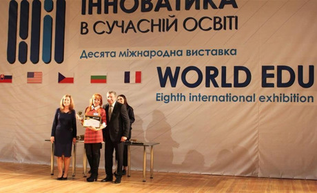 Попаснянська школа отримала золоту медаль на Десятій міжнародній виставці