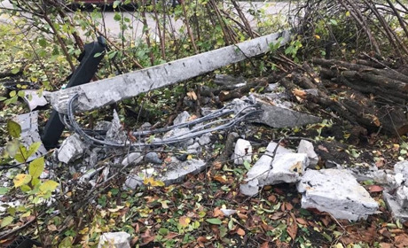 З'явилися фото з місця смертельної ДТП у Волновасі