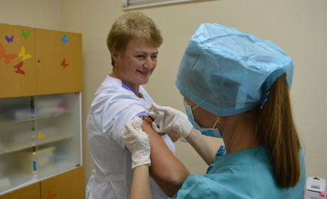 Вакцини від грипу у Корюківці: скільки коштують і що треба, аби зробити щеплення?