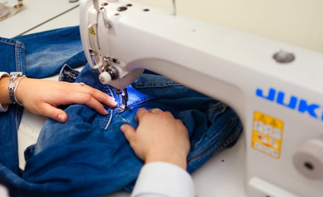 Румунські інвестори хочуть в Теплодарі шити одяг для відомих у світі брендів 
