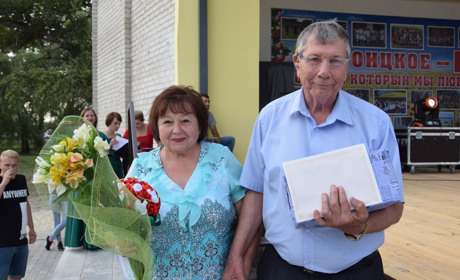 На золоте весілля троїчани підтвердили шлюб новим свідоцтвом