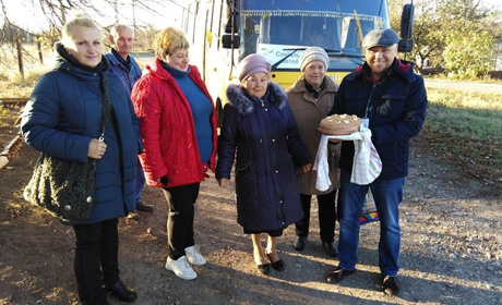 Соціальний автобус курсуватиме у Волноваському районі