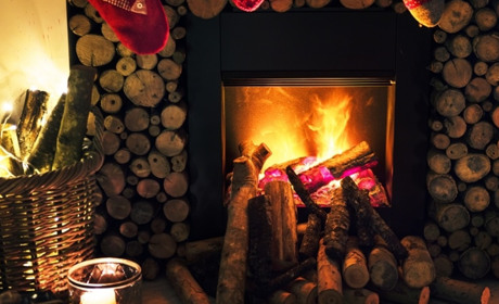 Біля теплого вогнища каміну та з живою музикою: Хутір Hall запрошує зустріти Новий рік по-особливому