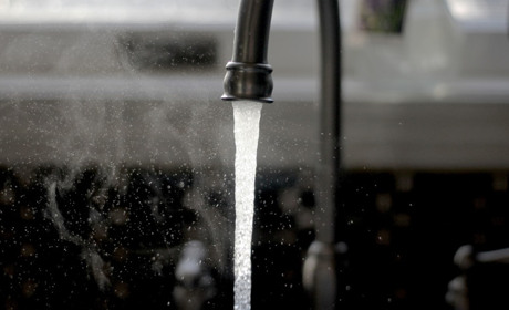 Перебои с подачей воды в центре Торецка связаны с текущим ремонтом 