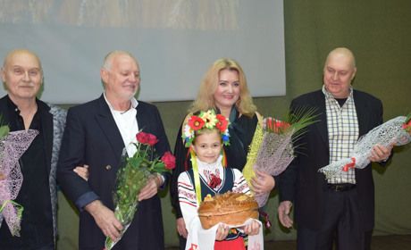 Група «Самоцветы» виконала для троїчан свої хіти та нові пісні