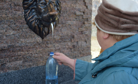 Опитування на вулиці. Чи смачна вода в Троїцькому бюветі