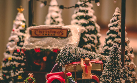 Снег, огни и приключения: подборка рождественских комедий