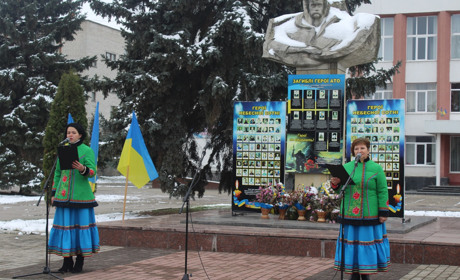 В Барі відбулися урочистості до дня Гідності та Свободи України: відео і фото