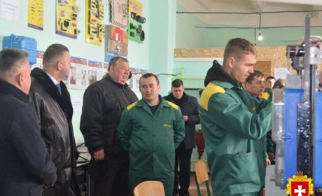 У Володимирецькому ВПУ №29 відкрили навчально-практичний центр для електромонтажників