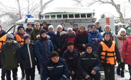 Барські рятувальники навчали школярів, як правильно діяти в небезпечних ситуаціях