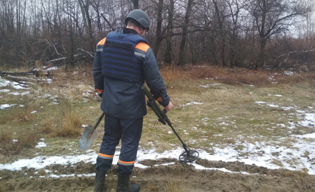 В Попаснянському та двох інших районах піротехніки виявили 27 вибухонебезпечних предмета