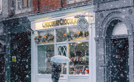 В Торецке пройдёт конкурс на лучшее новогоднее оформление витрин