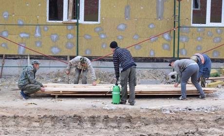 Військова прокуратура судиться з будівельниками казарм у Новограді за розтрату понад 15 мільйонів