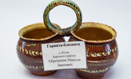 В музеях міст України знайшли багато екземплярів Барської кераміки 