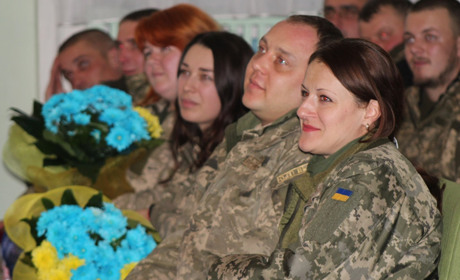 Спартакиада, концерт и награды: как в Торецке отпраздновали День Вооруженных Сил Украины