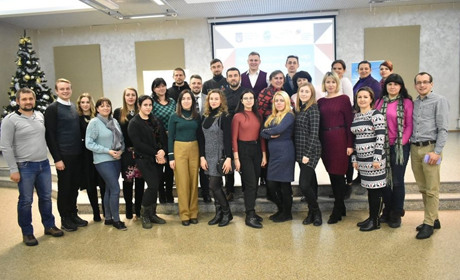 Волноваський район представили на Всеукраїнському семінарі "Молодіжні центри: стратегія розвитку"