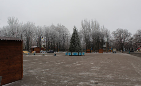 Коли відкриття ялинки та різдвяного ярмарку у Волновасі