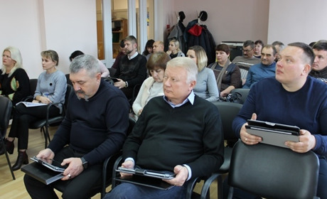 І Корюківка, і Мена хочуть стати центром об’єднаного району. Кого підтримає губернатор Мисник?