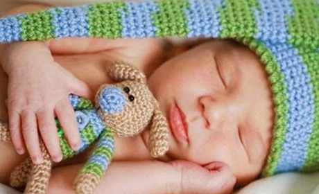 У Корюківському пологовому відділенні з початку року прийняли 299 пологів. А норма  - не менше 300