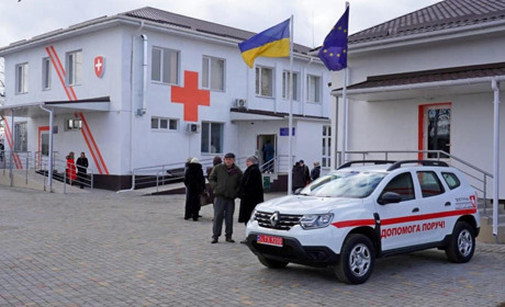 У Маяках відкрили сучасну амбулаторію. Першу з 30, які мають збудувати в Одеській області 