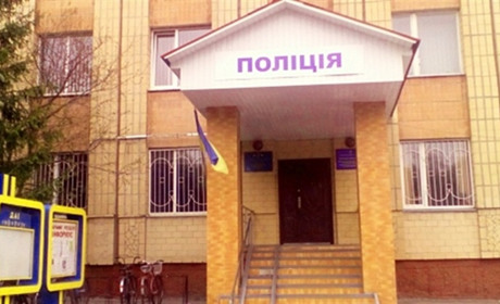 У Мені чоловік знайшов двох сусідів мертвими