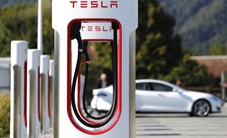 Tesla Supercharger під Житомиром
