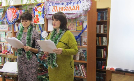 Троїцькі поети поділилися творчими новинками на новорічну тематику