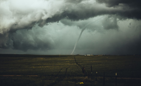 Шторм, ураган и цунами: подборка фильмов-катастроф о погодных катаклизмах 